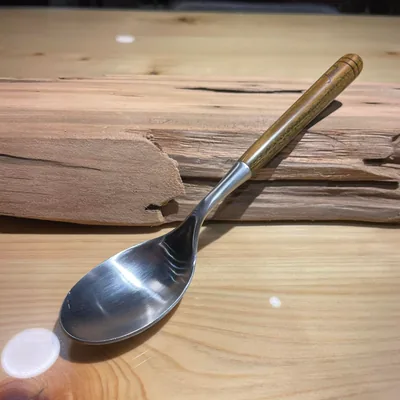綠檀原木餐具製程 視角 2
